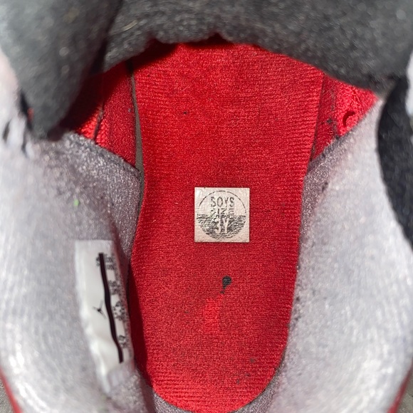 Jordan 4 Retro Toro Bravo - Picture 8 of 9